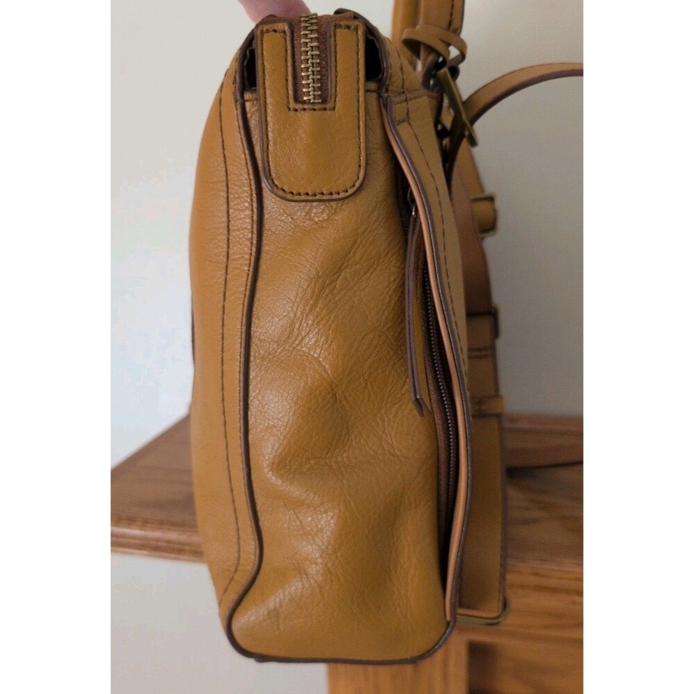 Fossil Parker Convertible Backpack Leather, Tan with Retro Wavy Stripes CUTE! - Picture 10 of 16